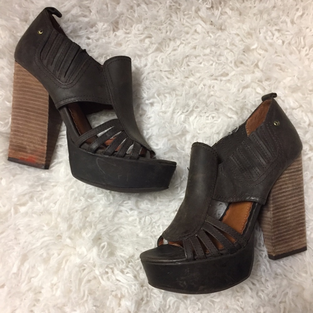 Lucky Brand  brown platform sandals BoHo hippie